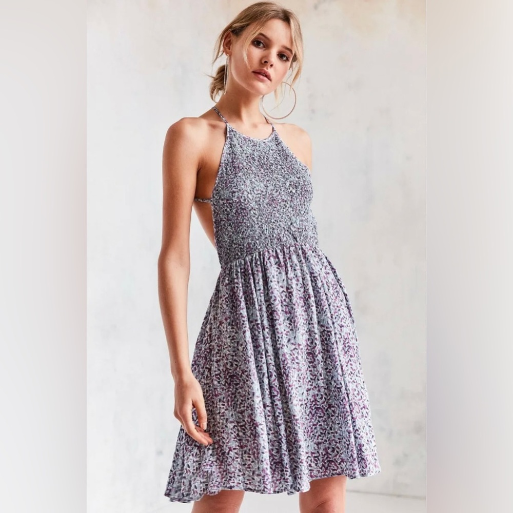 Kimchi Blue Open Back Mini Dress size M